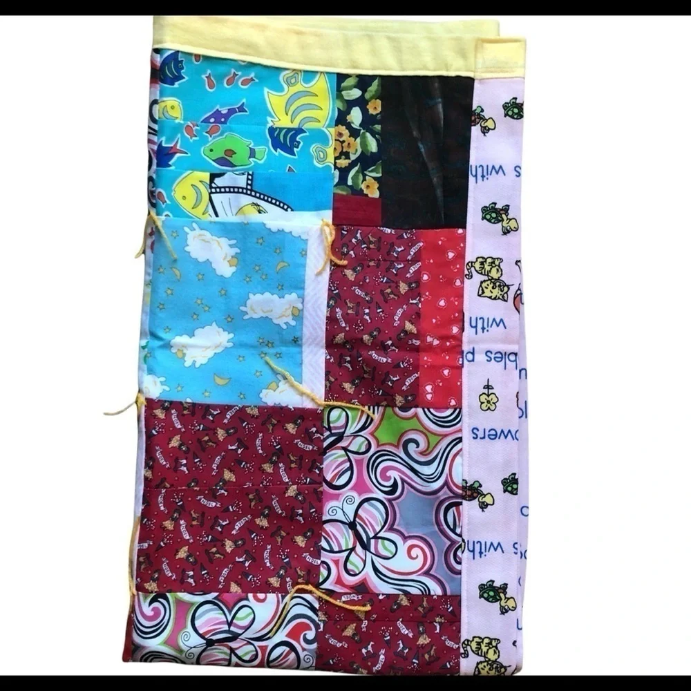 VTG Handmade Baby Crib Quilt Colorblock Patchwork M Pebbles Bam Bam Print 52X46”